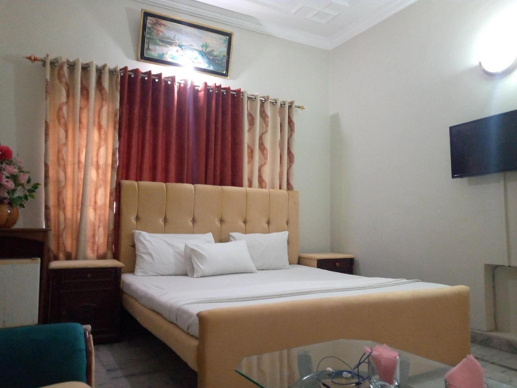 Orion International Guest House Islamabad Room photo